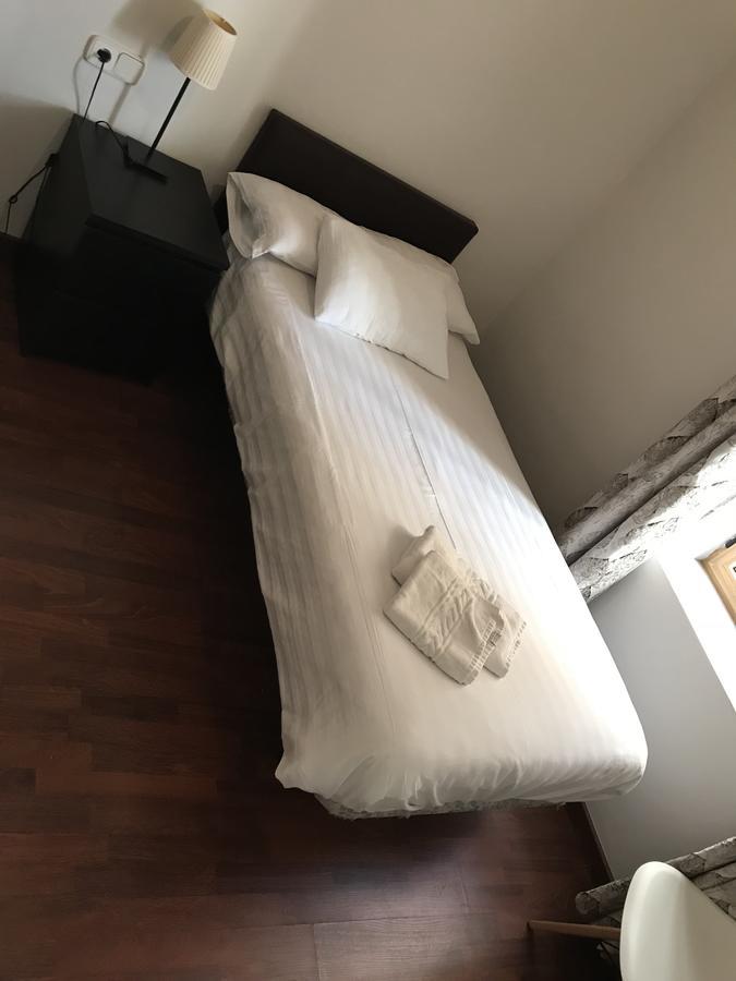 Apartamentos En Plom Валенсия Екстериор снимка